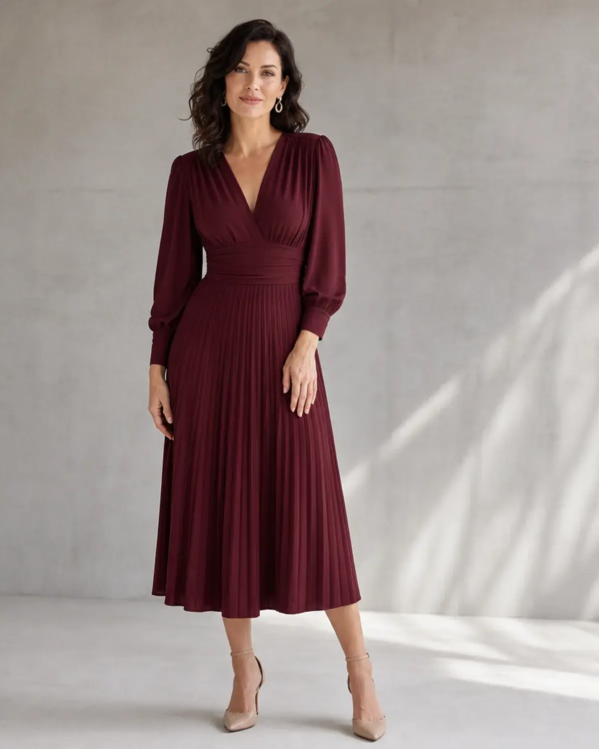 Adult model in a minimal e-commerce fashion composition